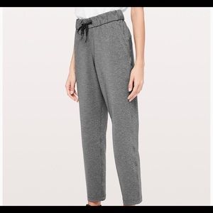 Lulu Lemon On the Fly 7/8 Pant
